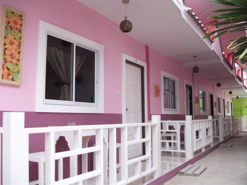 Baan Kaneang Koh Larn Exteriör bild