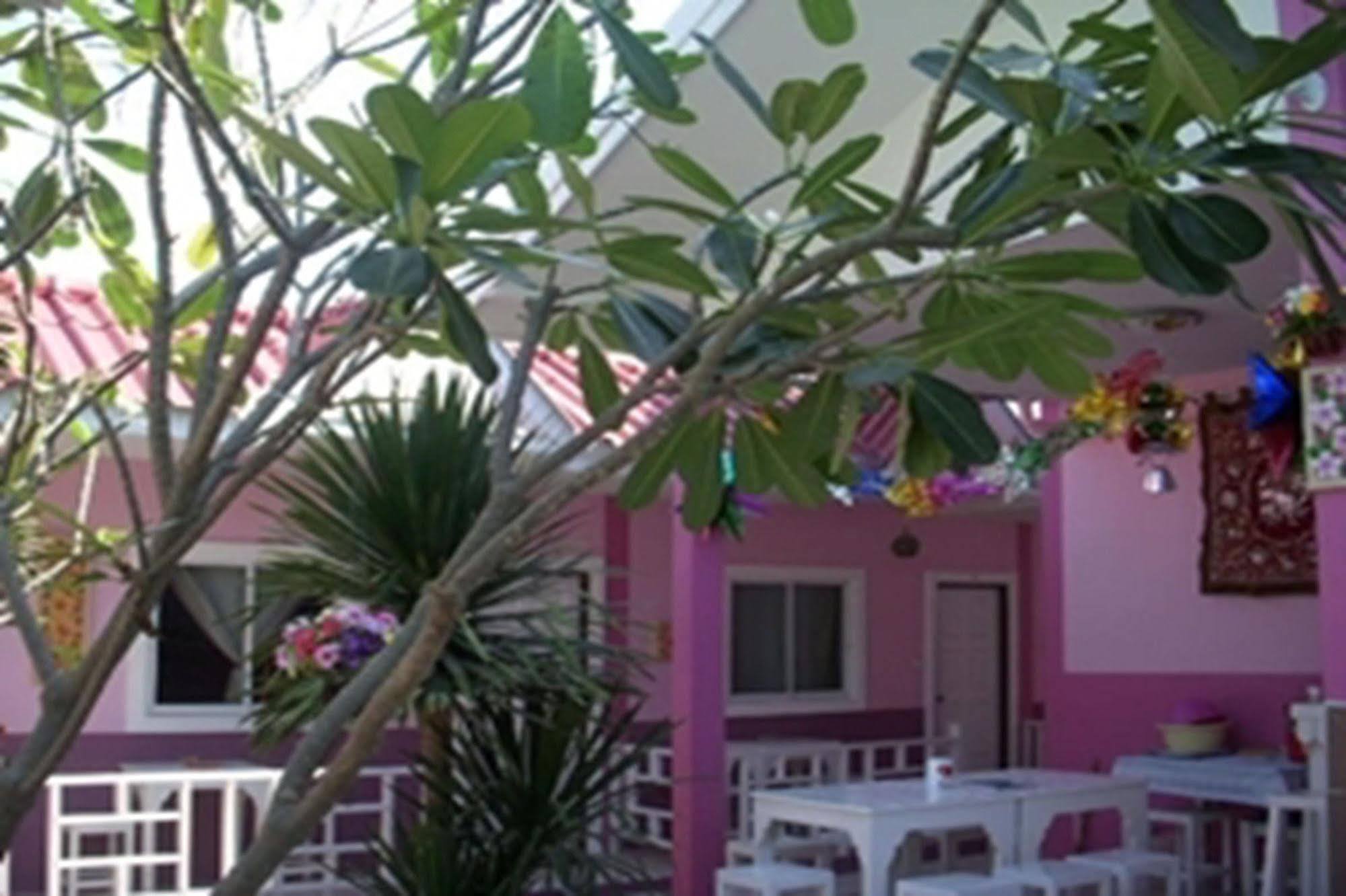 Baan Kaneang Koh Larn Exteriör bild